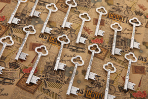 How to incorporate skeleton keys to a rustic wedding